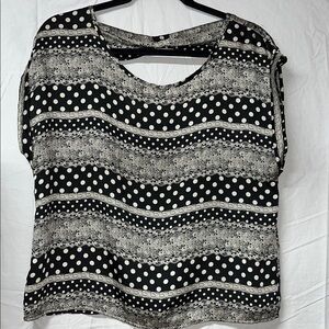 Final Touch Black and Cream Patterned Blouse